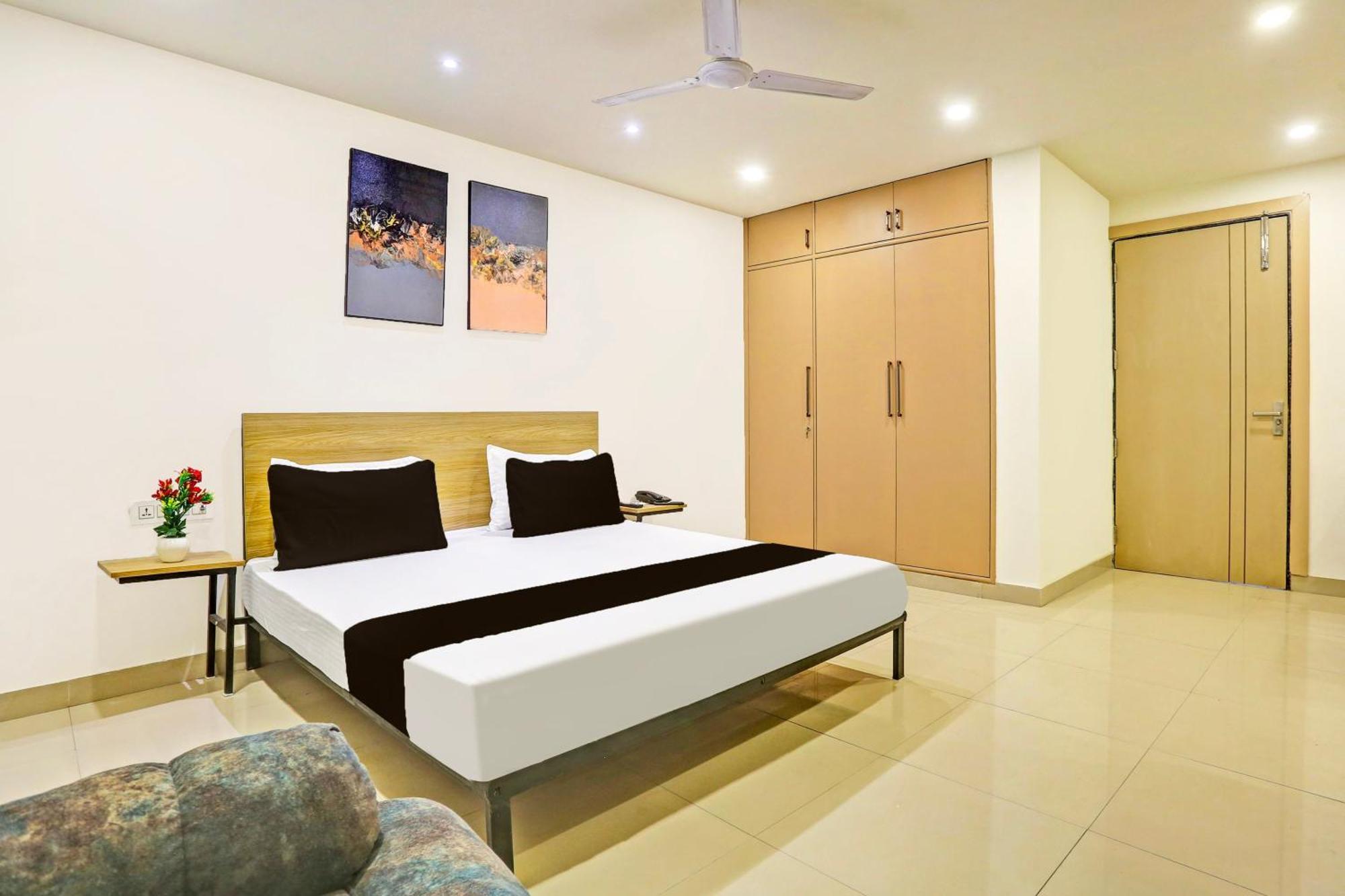 Super O Plush Homes 3*