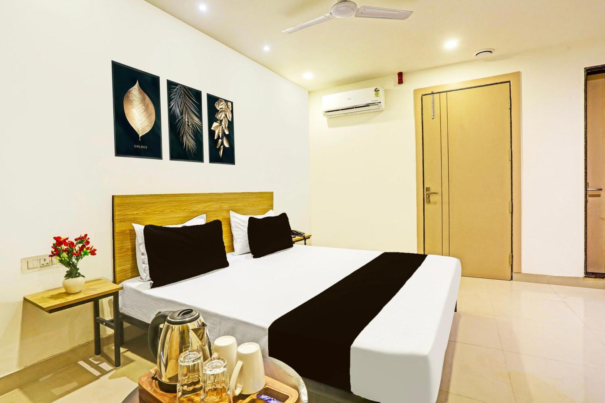 Super O Plush Homes Hotel New Delhi